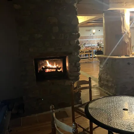 Relais Nofeer Et Tables D Hotes Pansiyon Monlet